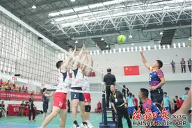 “魅力海南”2025年全国气排球公开赛（定安站）举办图片