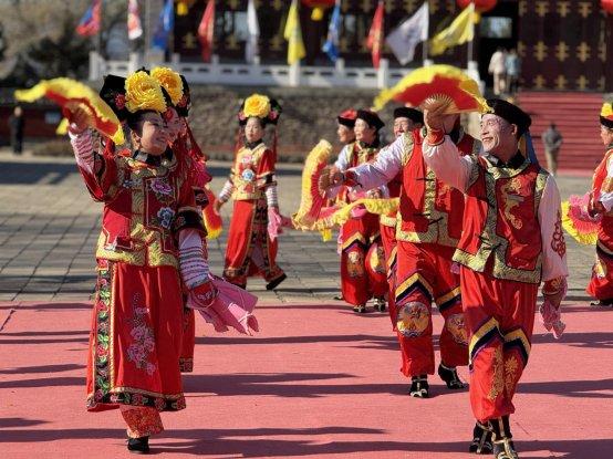 最美铁路・沈白高铁｜高铁绕山来，青砖映史开