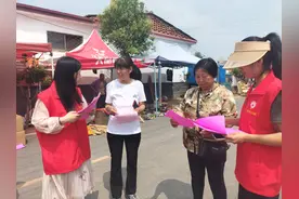 东平县沙河站镇“民法典宣传月”主题活动走进黄河大集图片