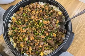 周末美食DIY丨来道海肠捞饭“鲜”掉眉毛图片