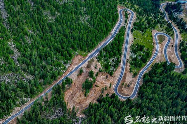 解码新疆“网红公路”的流量秘诀