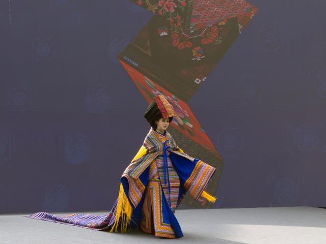 四川汶川县：欢天喜地过羌年