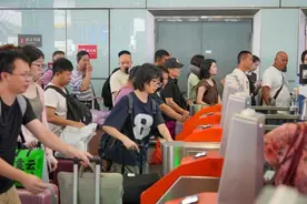 热闻|应届毕业生和大一新生乘火车可以买学生票吗？答案来了！图片