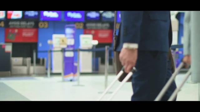 男子出国陷入香艳女郎陷阱成间谍