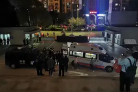 一起“非典型”涉黑案：曾因律师手机法庭被扣陷舆论漩涡图片