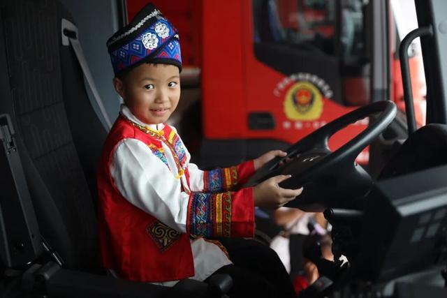 消防宣传月来啦！快来消防站开放日上一堂安全课！