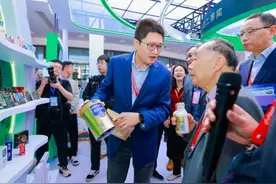 蒙牛悠瑞亮相2025年博鳌健康食品科学大会图片
