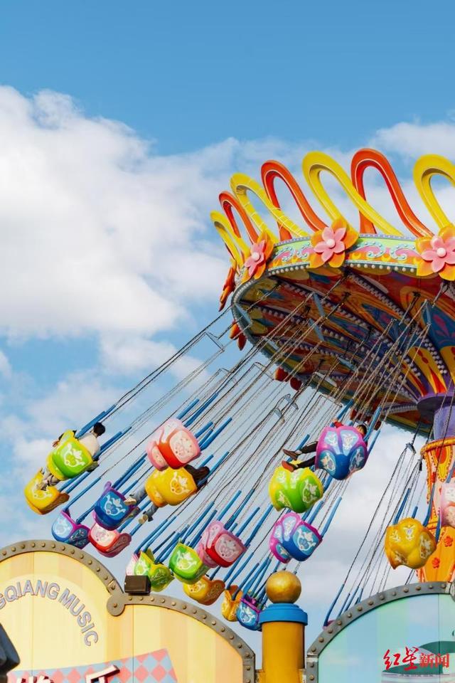 当最新秋假遇上最美秋景， 成都各大景区景点推出“新花样”