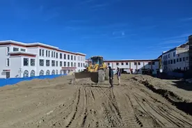 提前半年！拉孜县首个灾后重建项目吉角村四期（秋古村）易地搬迁启动图片