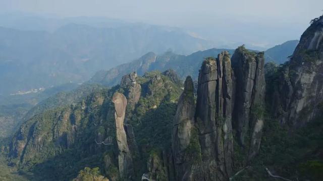 10分钟直线穿越，三清山港首索道这条“捷径”太香了