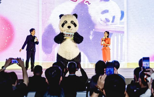 “北京范儿”潮闪节启动，在西城北京坊开启充电之旅