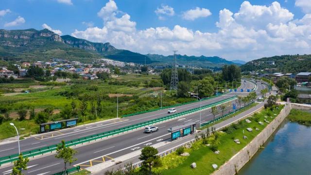济南“S103济枣线红符路口南至泰安界段”旅游公路荣获2025年度全国美丽公路