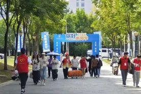 满“新”欢喜 终于等到你——合肥职业技术学院2024级新生报到入学图片