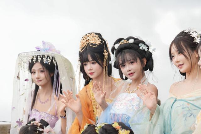 梵净山：“妆造旅拍”撬动文旅消费新市场