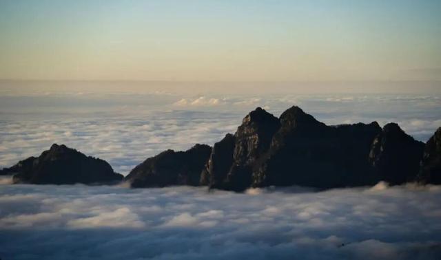 携程、百事通、去哪儿三大品牌核心销售团队走进太白山