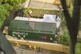 将垃圾分类进行到底②丨闵行虹华苑垃圾箱房成住房，垃圾分类只剩干湿两色桶图片