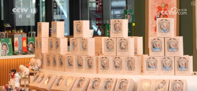 冰雪经济助推文旅地标“上新” 特色雪趣让游客留下来、住下来 带火多样消费