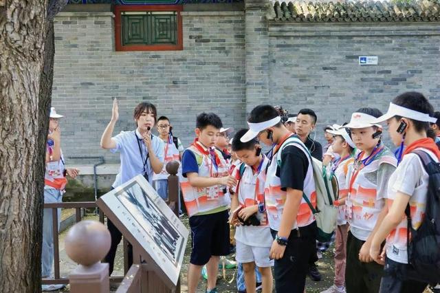 暑期红色游持续升温，北京市属公园9条线路成“经典游”