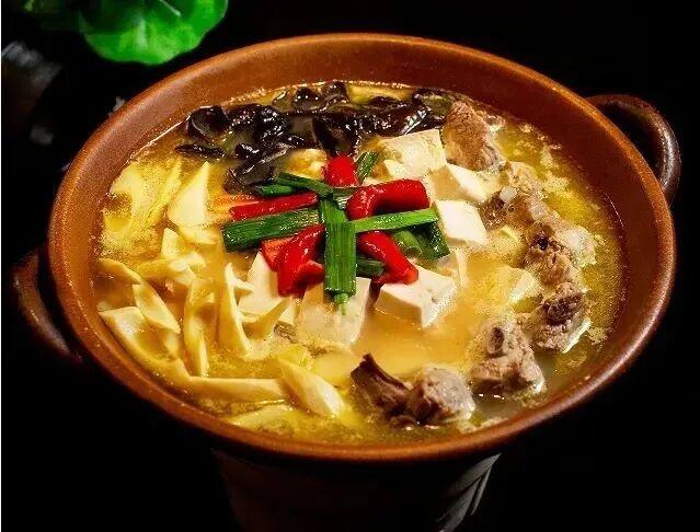 杭衢高铁正式运营！前方抵达“最不浙江”城市，逛吃超上头