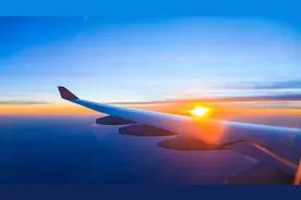 中美直飞航班将恢复至每周70班，机票价格回落，明年夏天有望再加密图片