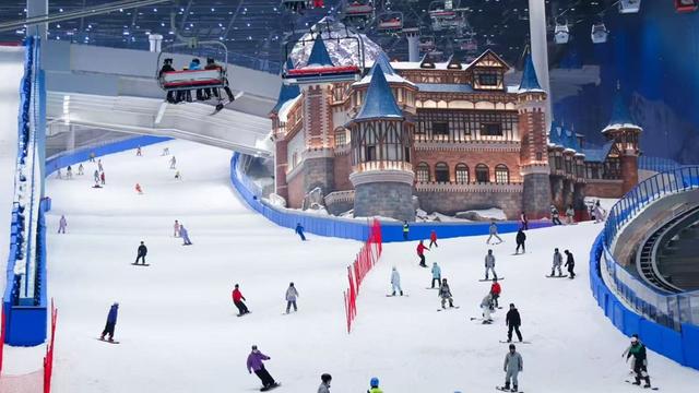 水世界99元特惠票、滑雪双人同行一人免单！上海耀雪周年庆，福利都在这里