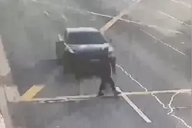 海宁车祸车内人员被气囊弹出车外？涉事汽车品牌：系行人被撞，车速120码，安全气囊正常打开图片
