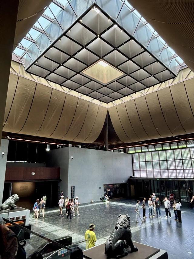 起猛了!西安地标集体变身?