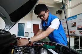 录取平均分同比提高了96分，职业教育成部分高分学生第一选择图片