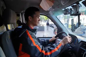 互联网货运平台积极响应以旧换新，掀起货运绿色转型浪潮图片