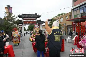 第四届“天后宫妈祖巡安盛会”在澳大利亚悉尼卡市举行图片