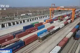 铁路货运新图今日起实行，你的快递送得更快了！图片