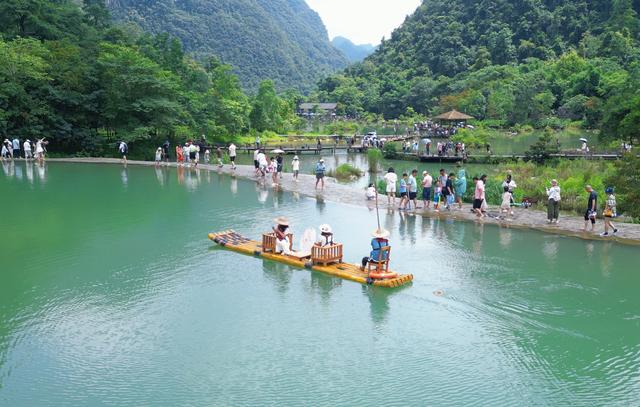 县域游井喷时代下的贵州样本——荔波跻身全国县域文旅融合综合竞争力百强榜五强
