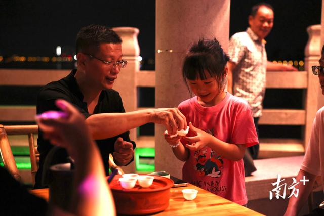 广济桥开放夜游！工夫茶+潮乐+非遗互动，开启沉浸式文化新体验