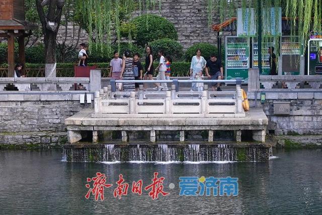 一年四季 泉在济南丨地下水位持续攀升 玛瑙泉池水如镜、醉游人