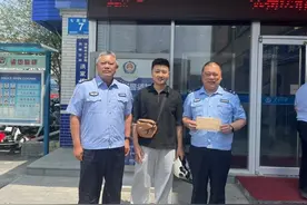 市民电动车“乌龙遗失” 警方帮助找回图片