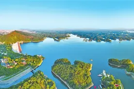 让生态文明之光闪耀中原大地 ——习近平总书记在河南考察时的重要讲话引发我省生态环保界热烈反响图片