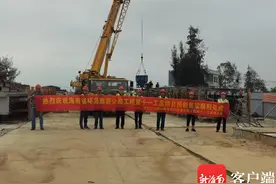 建设火热！海南环岛旅游公路环新英湾支线项目建设取得新进展图片