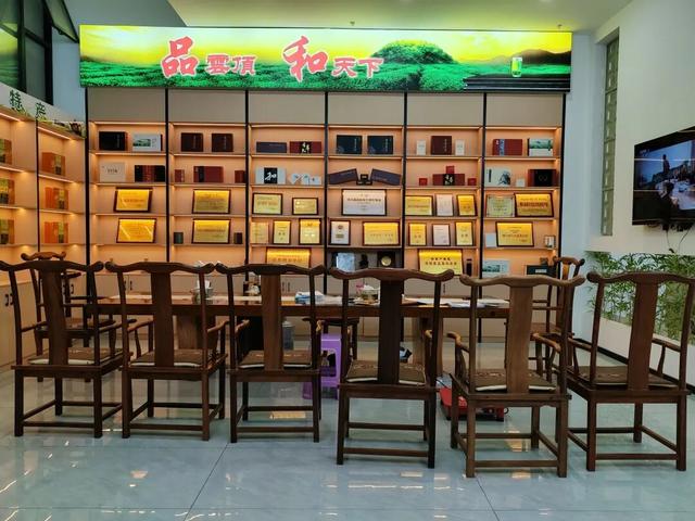 乘上高铁趣巴中，多重优惠享不停！