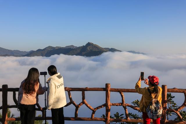 福地怀化·风物季｜云海流金醉洪江——洪江区密岩尖观日出掠影