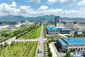 聚焦高质量发展 | 幕阜山区小县聚力打造高端电子元器件生产基地图片