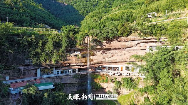 【当代关注·别有洞天】遵义市赤水市丙安镇：洞穴民宿演绎“人在画中居”