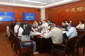 荆楚雷霆2025武汉行动丨“这笔钱超乎预期！”9家企业现场领款，代表委员见证执行温度图片