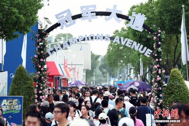 上海网球大师赛人气火爆