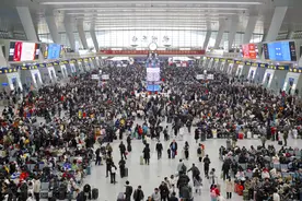 这个春运杭州有上千万人次坐火车出行图片