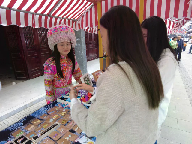 盐津：千年古道涌动欢乐潮 多彩活动“点燃”游客激情