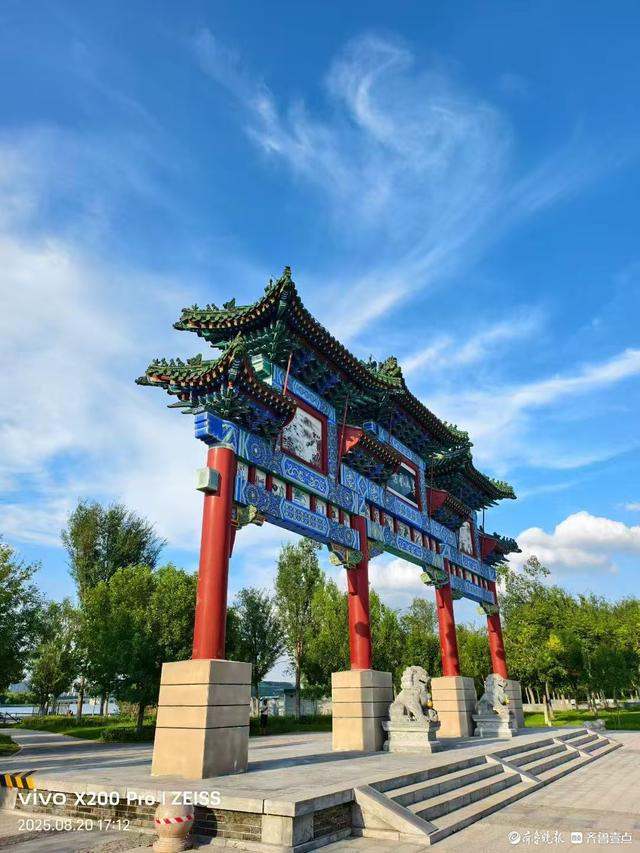 行摄华山——白云飘飘华山蓝