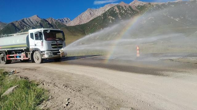 打通“圣山之脉”筑就振兴通途——肃南县巴尔斯雪山旅游通道建设跑出“加速度”