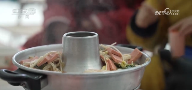 冰雪美景成为激活乡村振兴“金钥匙” 村民在“家门口”吃上“旅游饭”