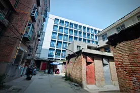 一线｜“蜗居房”卖出百万高价，石家庄“学区房”为何被疯抢？图片