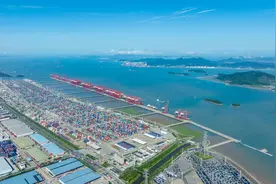 14年6000万标箱！浙江这座“千万箱级”码头再迈新台阶图片